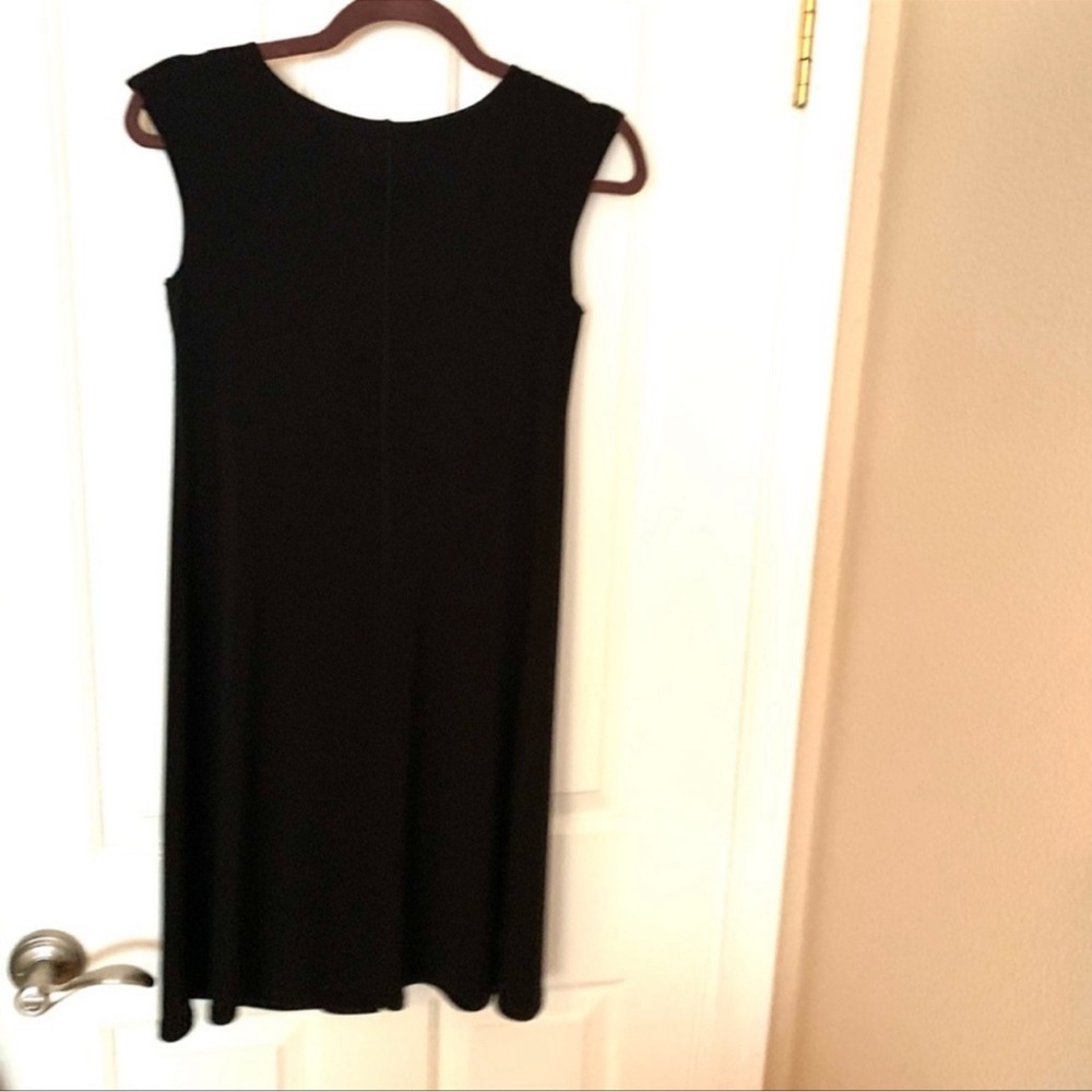 SHELLEY’S FASHIONS DRESS - Picture 4 of 5